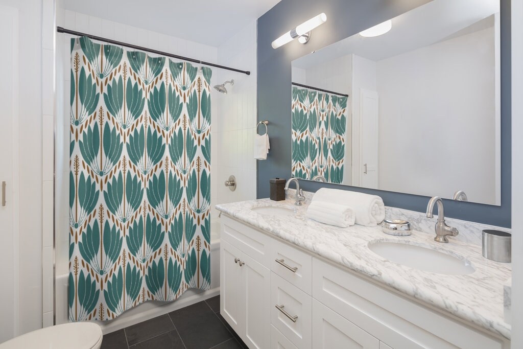 Abstract Fan Pattern Shower Curtain - Geometric Print Vintage Bathroom Accessory in Teal Blue Green and White