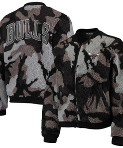 Chicago Bulls The Wild Collective Women's Camo Sherpa Full-Zip Bomber Jacket - Black