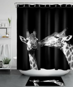 Giraffe Wild Animals Waterproof Shower Curtain - Fun Bathroom Decor