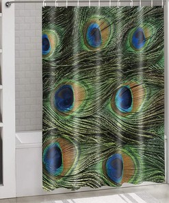 Green Peacock Feather Shower Curtain in Animal Print - Perfect for Bathroom Decor