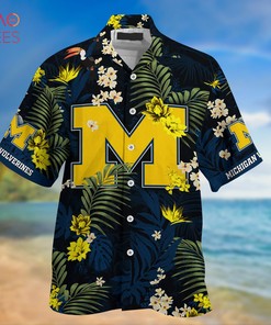 Michigan Wolverines Summer Hawaiian Shirts, With Tropical Patterns for Fans