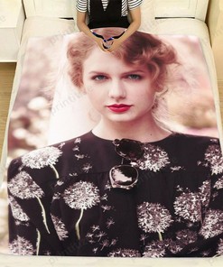 Music Taylor Swift Vintage Mock Jigsaw Blanket