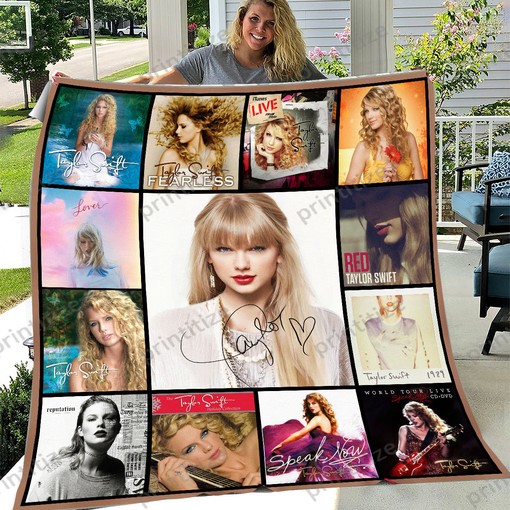 Taylor Swift Signed For Fans Blanket