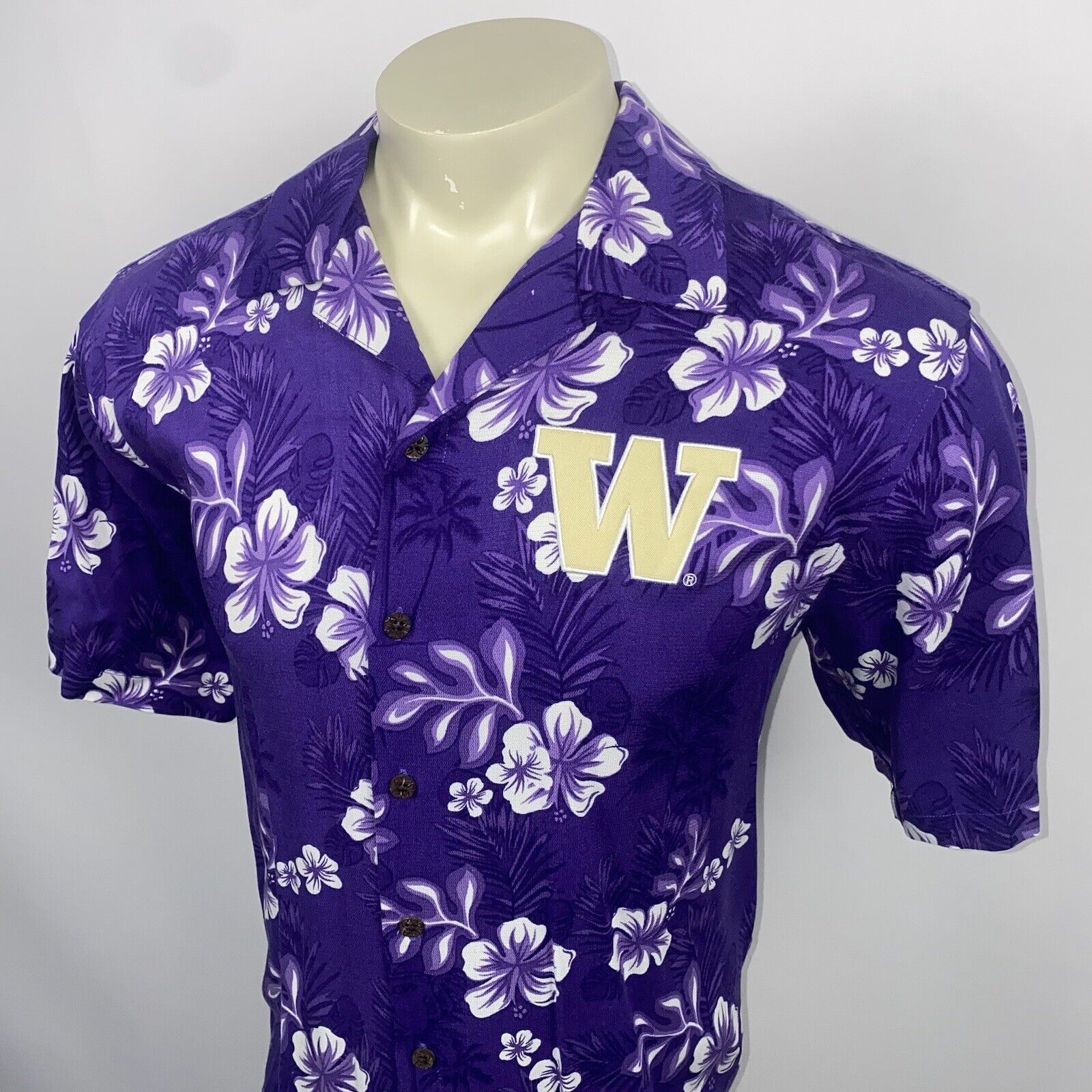 Washington Huskies Hawaiian Shirt Mens Medium Rayon Chiliwear Floral Loop Collar