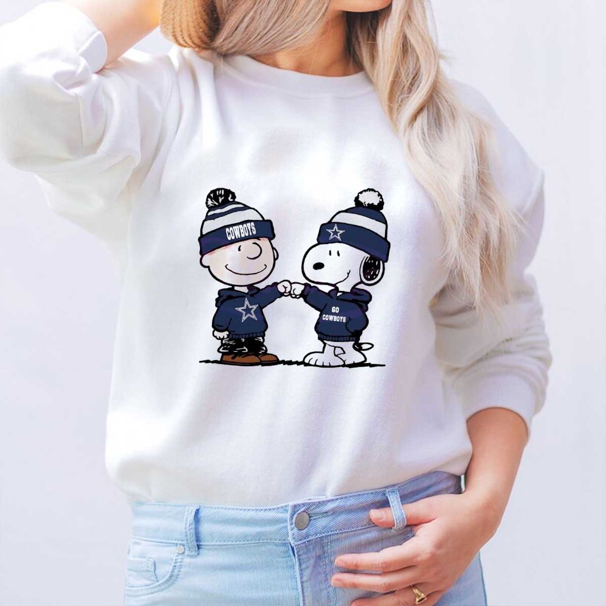 Dallas Cowboys Cartoon T-shirt - Perfect for Fan