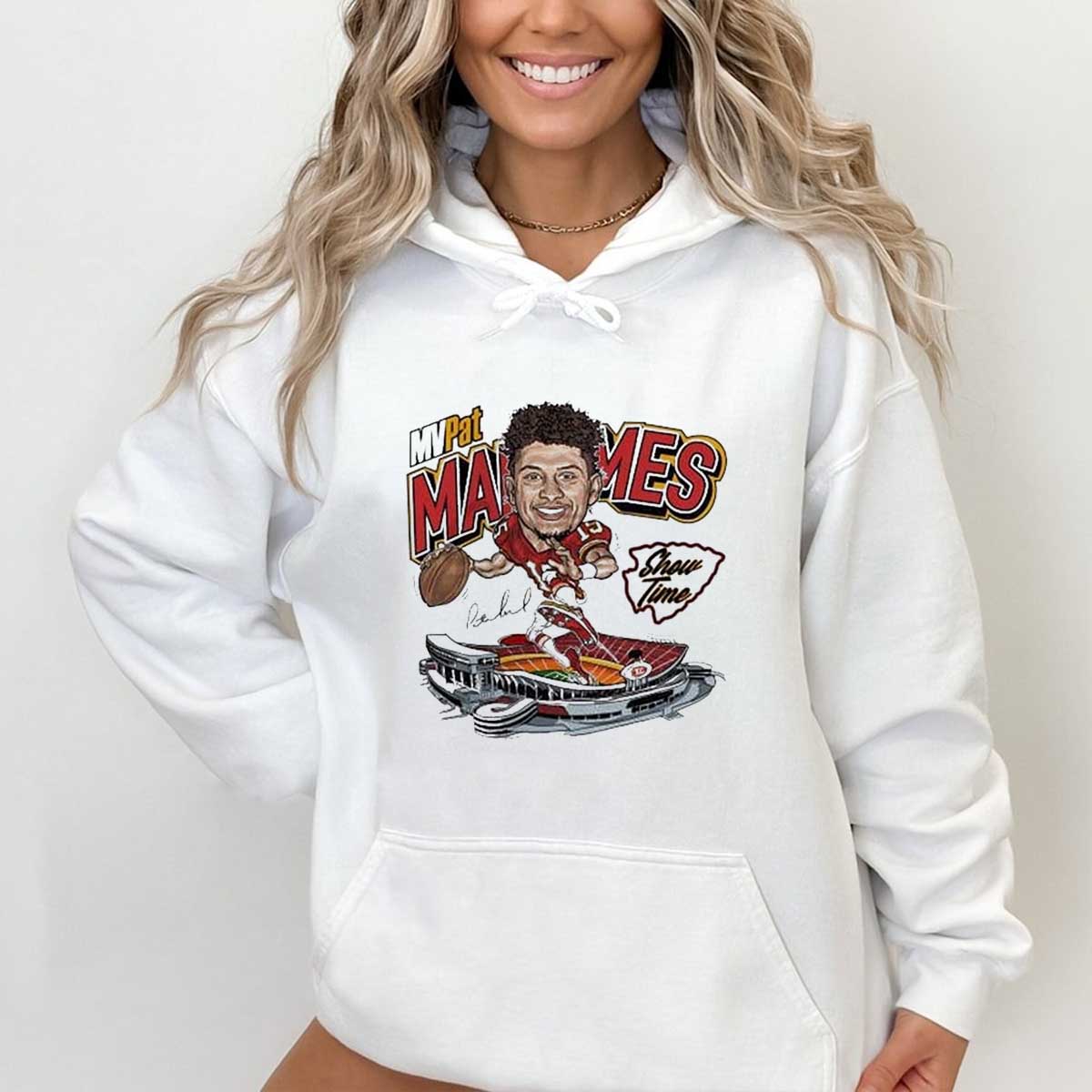 Patrick Mahomes Show Time Signature Kansas City Chiefs NFL T-shirt - Fan Gift