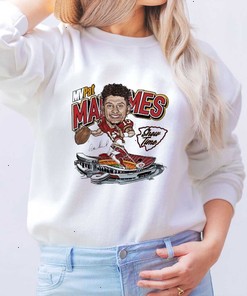 Patrick Mahomes Show Time Signature Kansas City Chiefs NFL T-shirt - Fan Gift