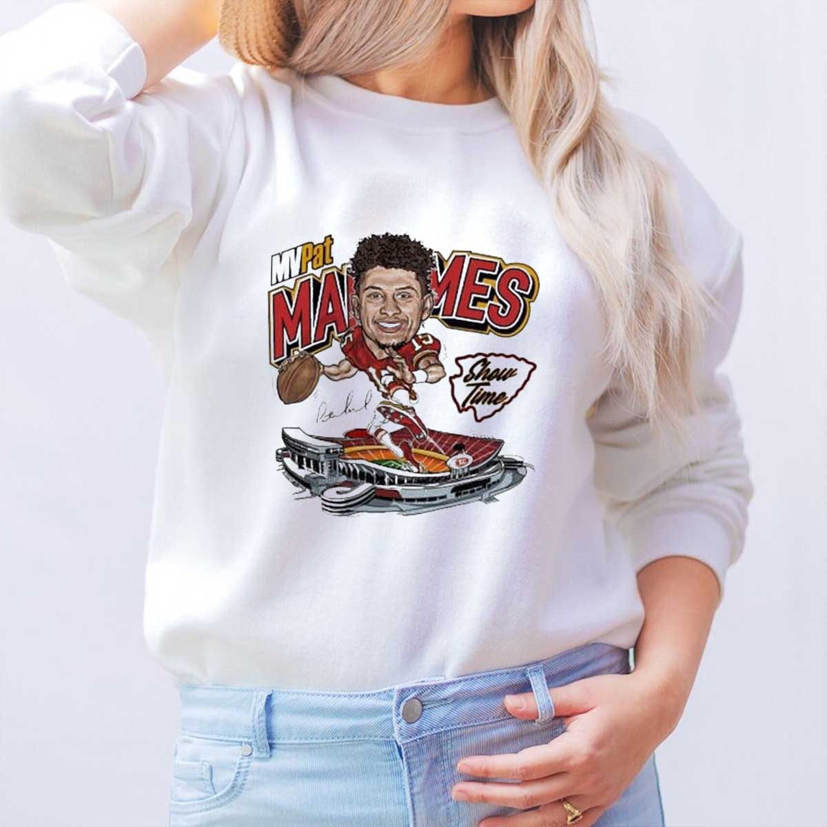 Patrick Mahomes Show Time Signature Kansas City Chiefs NFL T-shirt - Fan Gift