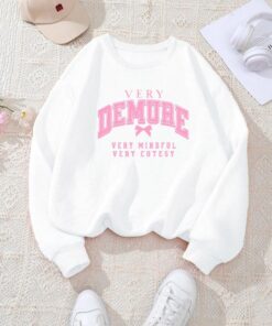 Women's Demure Print Round Neck Sweatshirt - Casual Long Sleeve Pullover for Fall & Winter